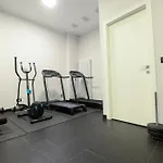 Attico Centro Con Terrazza E Jacuzzi E Parcheggio Privati Appartamento *