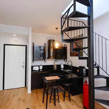 Apartman Attico Centro Con Terrazza E Jacuzzi E Parcheggio Privati