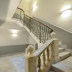 Attico Centro Con Terrazza E Jacuzzi E Parcheggio Privati *