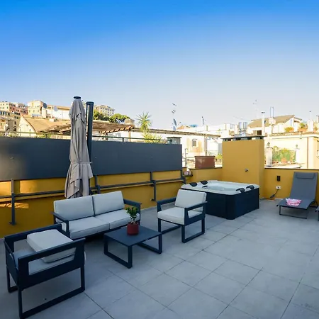 Attico Centro Con Terrazza E Jacuzzi E Parcheggio Privati * Genua