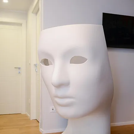 Apartamento Attico Centro Con Terrazza E Jacuzzi E Parcheggio Privati