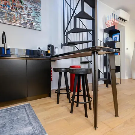 Attico Centro Con Terrazza E Jacuzzi E Parcheggio Privati * 热那亚