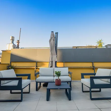 Attico Centro Con Terrazza E Jacuzzi E Parcheggio Privati Апартаменты Генуя